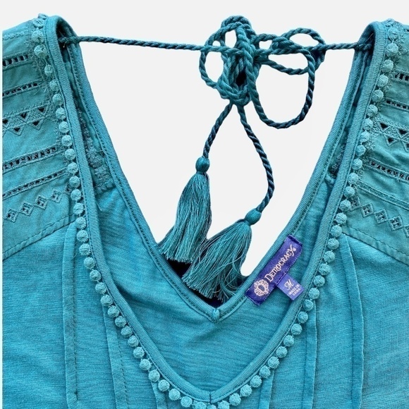 DEMOCRACY Embroidered V-Neck Turquoise Loose Top - Picture 3 of 5